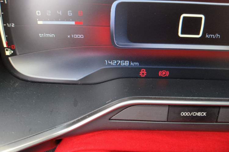 Used Citroen C5 AIRCROSS 2017 380THP Fashion Edition Odometer Close Up