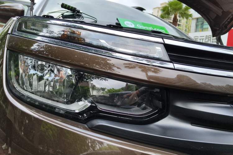 Used Citroen C5 AIRCROSS 2017 380THP Fashion Edition Right Front Headlight