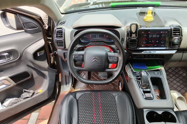 Used Citroen C5 AIRCROSS 2017 380THP Fashion Edition Steering Wheel