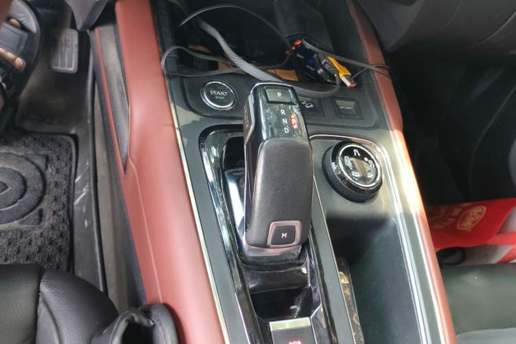 Used Citroen C5 AIRCROSS 2017 380THP Luxury Model Gear Lever