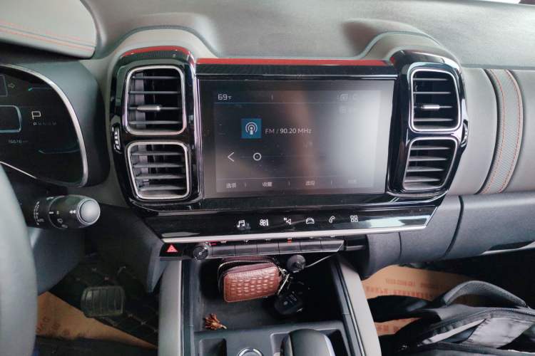 Used Citroen C5 AIRCROSS 2017 350THP Fashion Edition Audio And AC Panel