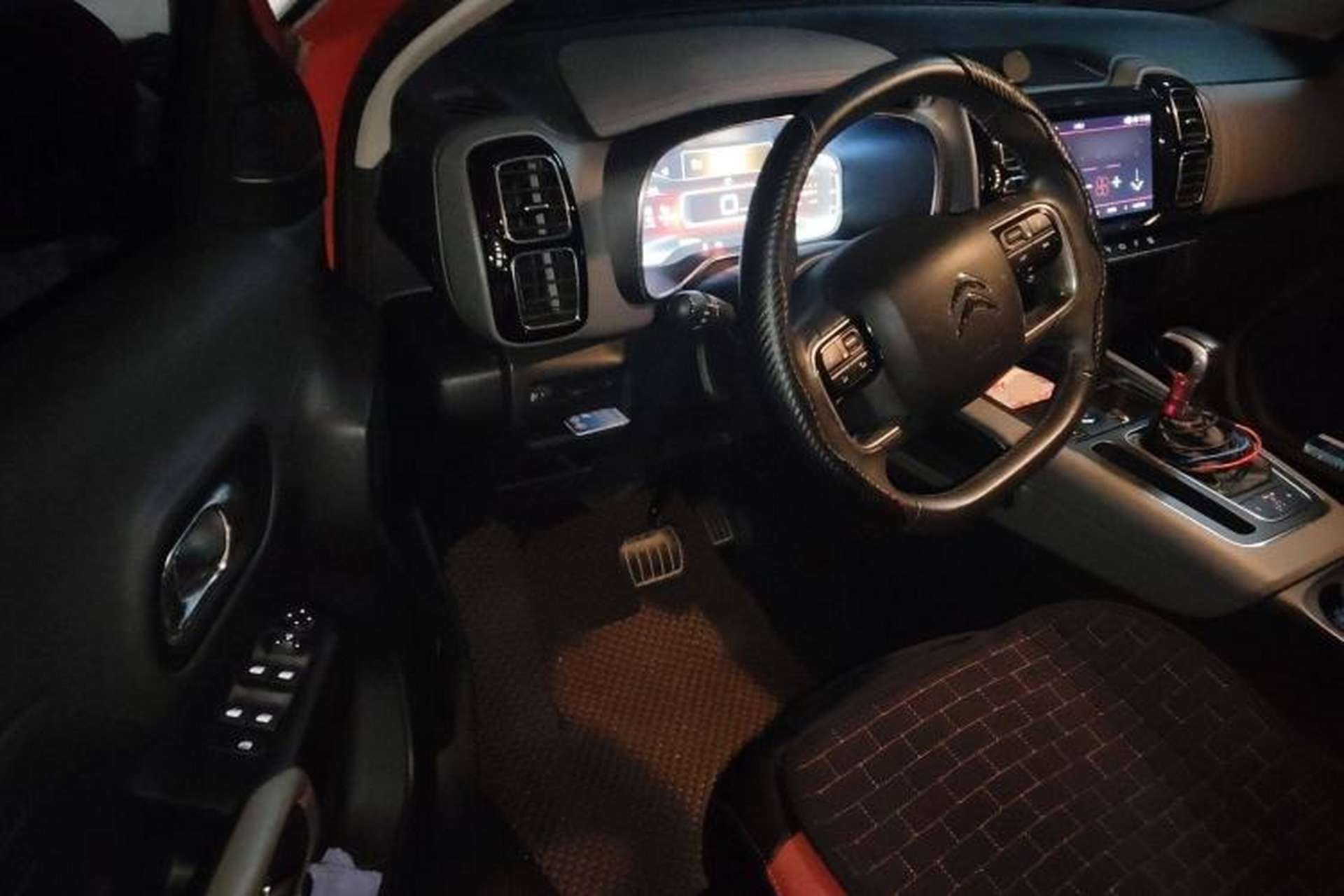 Used Citroen C5 AIRCROSS 2017 350THP Fashion Edition Driver Seat
