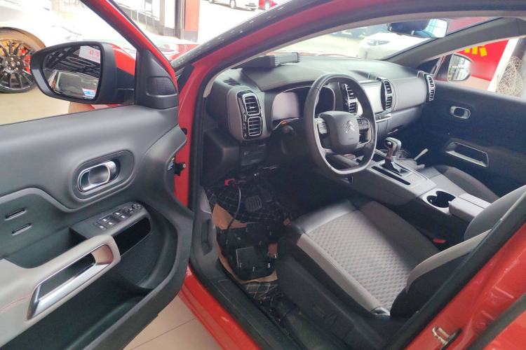 Used Citroen C5 AIRCROSS 2017 350THP Fashion Edition Driver Seat