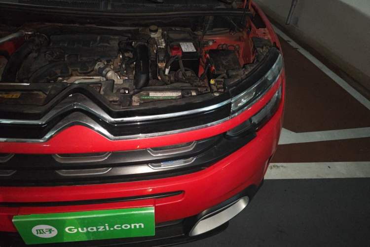 Used Citroen C5 AIRCROSS 2017 350THP Fashion Edition Engine Bay Left