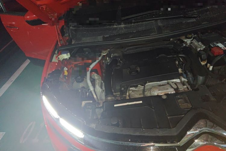Used Citroen C5 AIRCROSS 2017 380THP Luxury Model Engine Bay Right