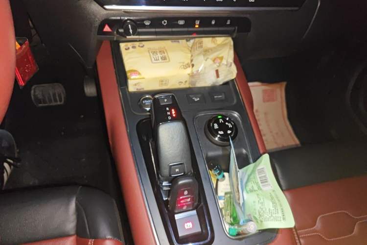 Used Citroen C5 AIRCROSS 2017 380THP Luxury Model Gear Lever