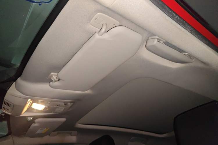 Used Citroen C5 AIRCROSS 2017 350THP Fashion Edition Headliner