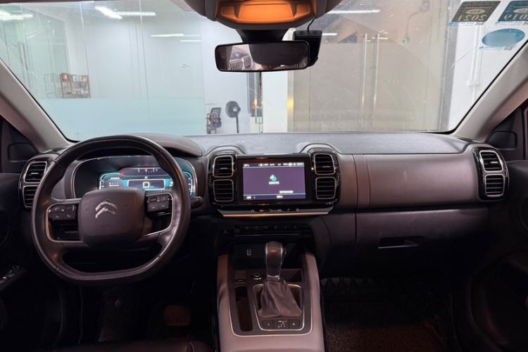 Used Citroen C5 AIRCROSS 2017 350THP Fashion Edition Interior 1