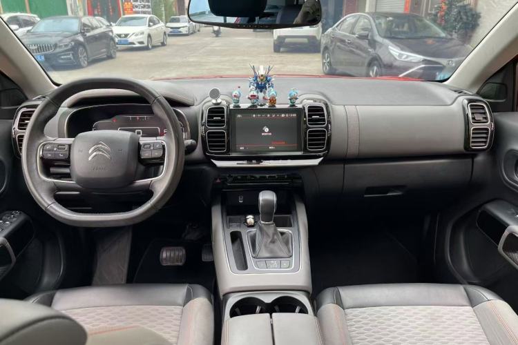 Used Citroen C5 AIRCROSS 2017 350THP Fashion Edition Interior 5