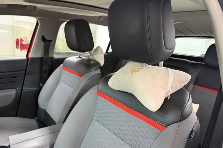 Used Citroen C5 AIRCROSS 2017 350THP Fashion Edition Interior 7