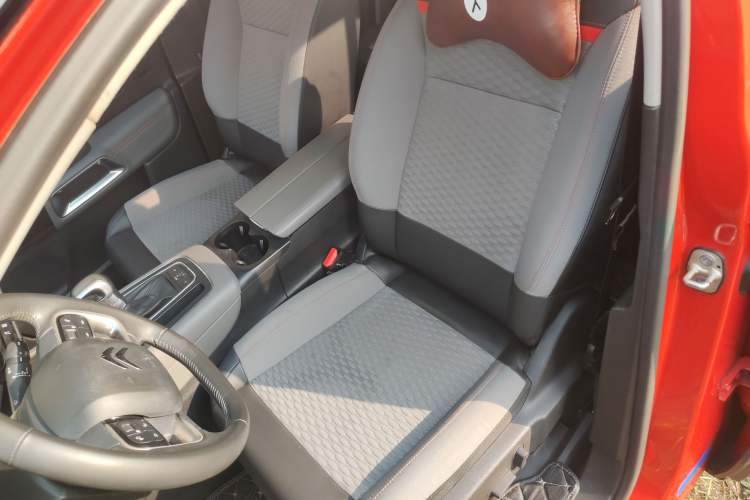Used Citroen C5 AIRCROSS 2017 350THP Fashion Edition Left Front Seat