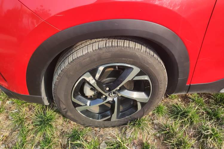 Used Citroen C5 AIRCROSS 2017 350THP Fashion Edition Left Front Wheel Hub
