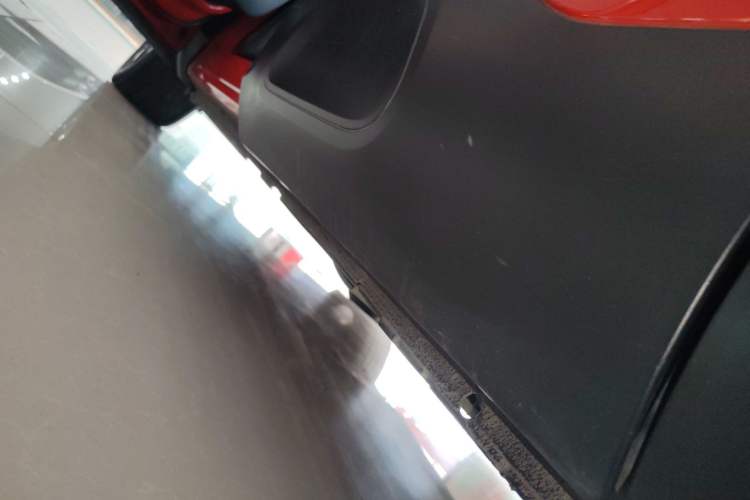 Used Citroen C5 AIRCROSS 2017 350THP Fashion Edition Left Side Sill