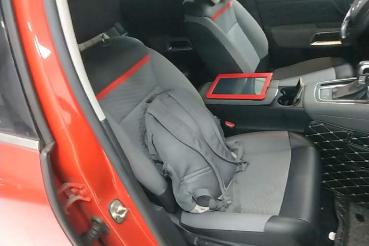 Used Citroen C5 AIRCROSS 2017 350THP Fashion Edition Right Front Seat