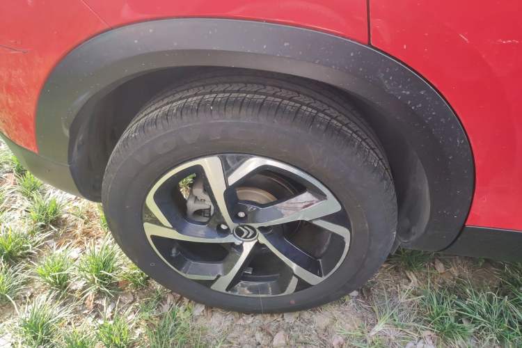 Used Citroen C5 AIRCROSS 2017 350THP Fashion Edition Right Rear Wheel Hub