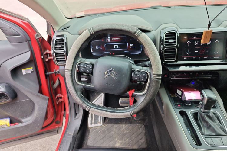 Used Citroen C5 AIRCROSS 2017 350THP Fashion Edition Steering Wheel