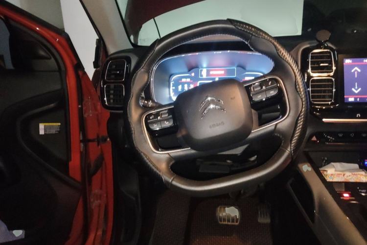Used Citroen C5 AIRCROSS 2017 350THP Fashion Edition Steering Wheel