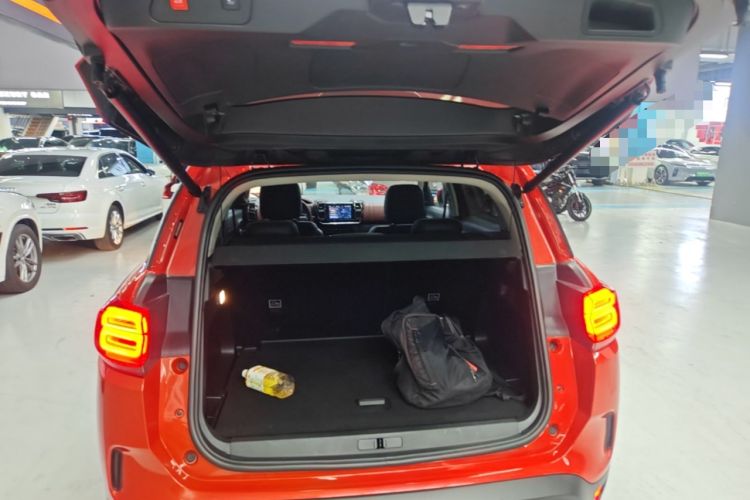 Used Citroen C5 AIRCROSS 2017 380THP Luxury Model Trunk
