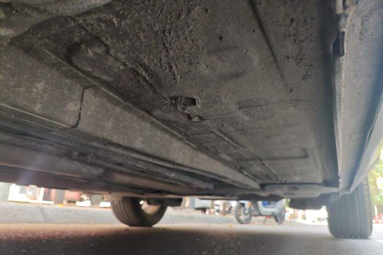 Used Citroen C5 AIRCROSS 2017 380THP Flagship Edition Chassis Front Left