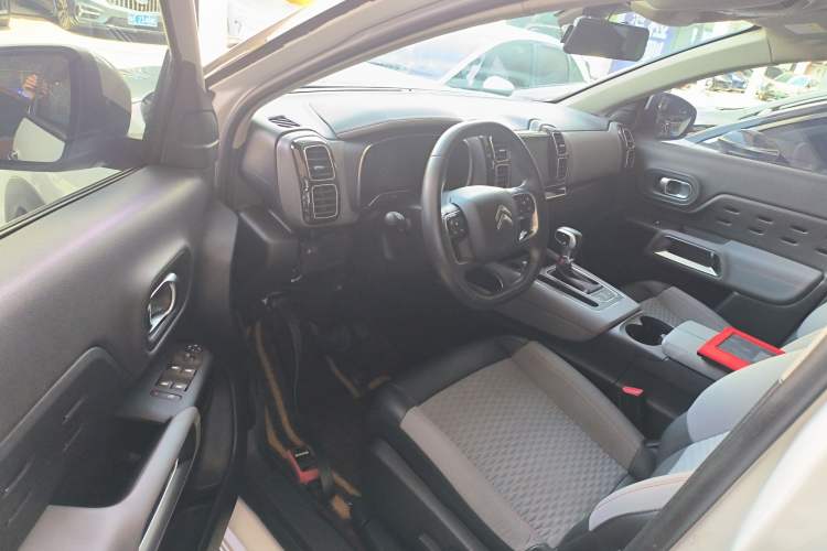 Used Citroen C5 AIRCROSS 2017 350THP Fashion Edition Driver Seat