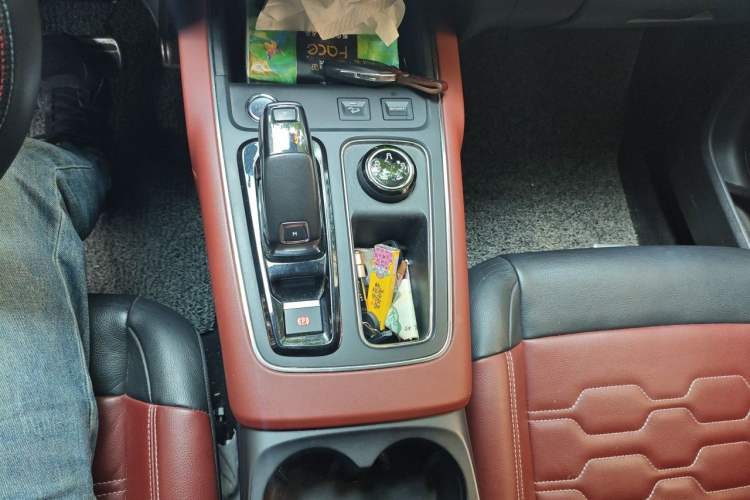 Used Citroen C5 AIRCROSS 2017 380THP Flagship Edition Gear Lever