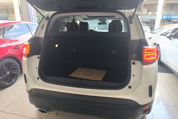 Used Citroen C5 AIRCROSS 2017 350THP Fashion Edition Trunk