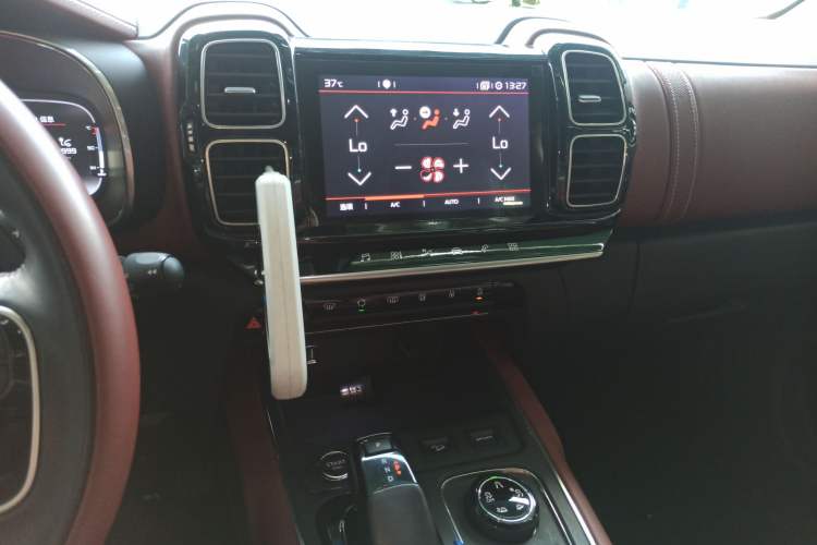 Used Citroen C5 AIRCROSS 2017 380THP Luxury Model Audio And AC Panel