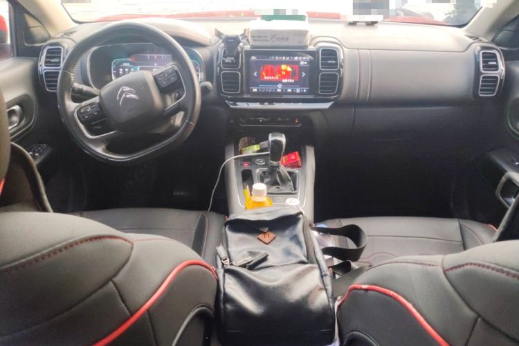 Used Citroen C5 AIRCROSS 2017 350THP Fashion Edition Center Console