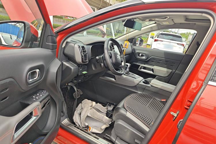 Used Citroen C5 AIRCROSS 2017 350THP Fashion Edition Driver Seat