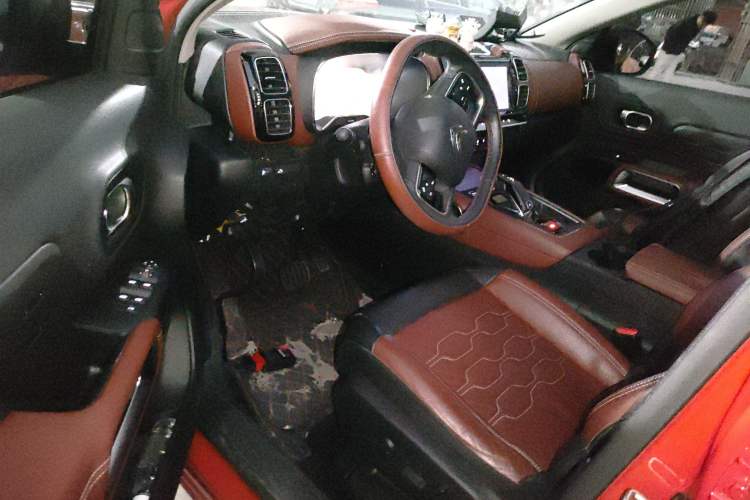 Used Citroen C5 AIRCROSS 2017 380THP Luxury Model Driver Seat