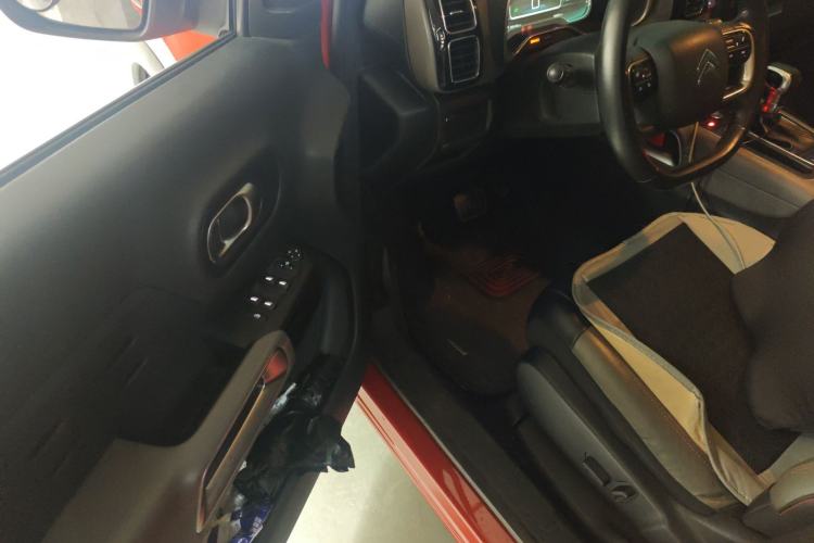 Used Citroen C5 AIRCROSS 2017 350THP Fashion Edition Driver Seat