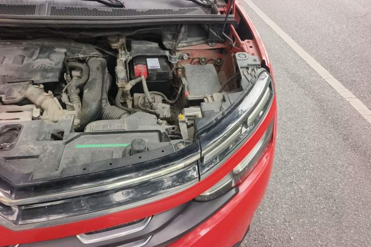 Used Citroen C5 AIRCROSS 2017 350THP Luxury Model Engine Bay Left
