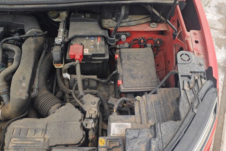 Used Citroen C5 AIRCROSS 2017 380THP Flagship Edition Engine Bay Left