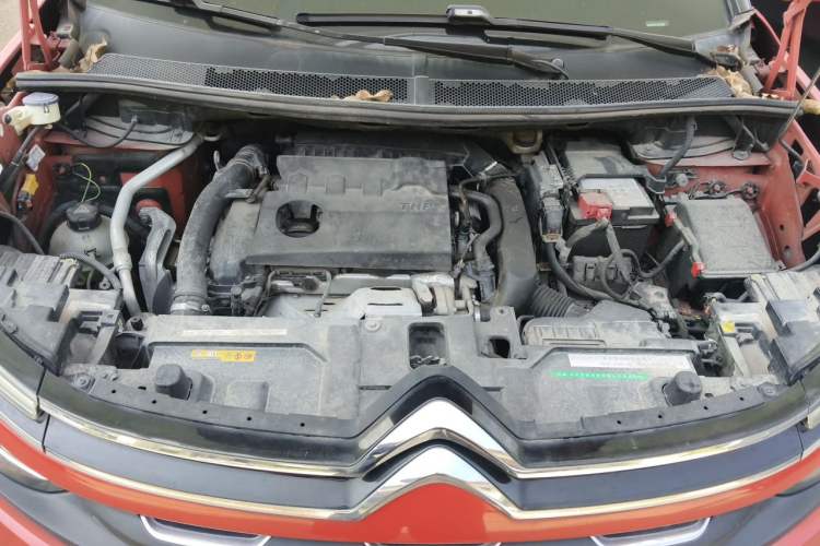 Used Citroen C5 AIRCROSS 2017 380THP Luxury Model Engine Bay