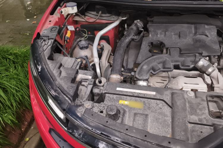 Used Citroen C5 AIRCROSS 2017 350THP Fashion Edition Engine Bay Right