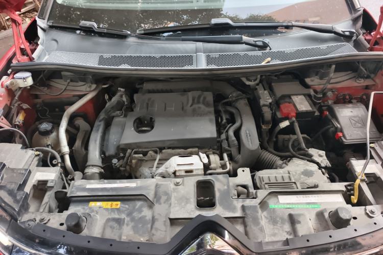 Used Citroen C5 AIRCROSS 2017 380THP Flagship Edition Engine Bay