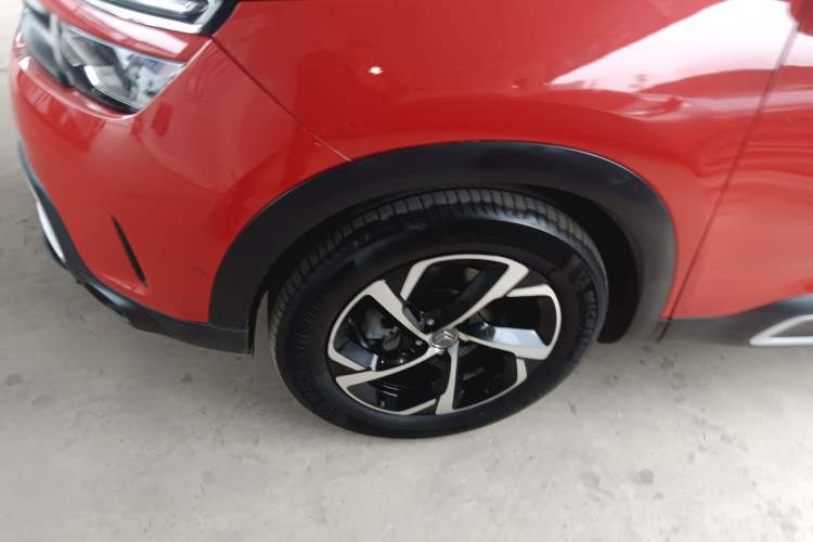 Used Citroen C5 AIRCROSS 2017 350THP Luxury Model Exterior 7