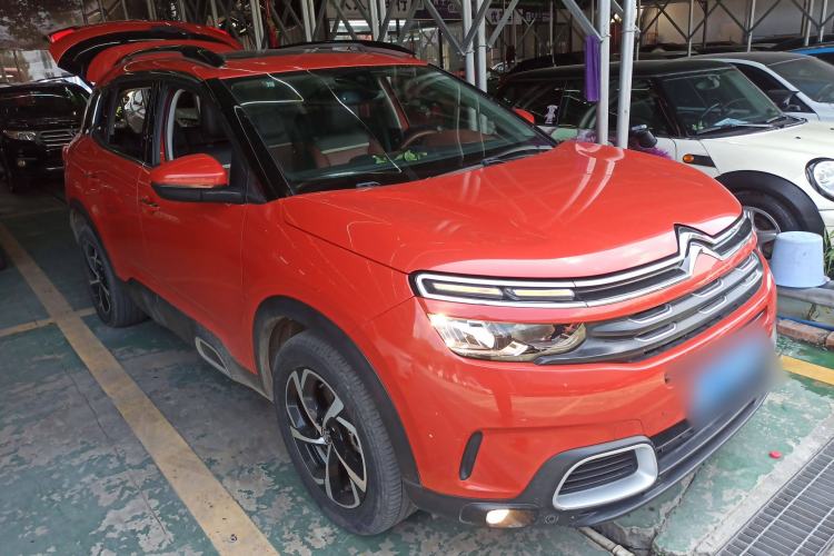 Used Citroen C5 AIRCROSS 2017 380THP Luxury Model Front Right 45 Deg