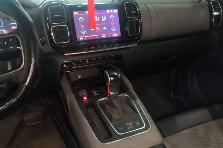 Used Citroen C5 AIRCROSS 2017 350THP Fashion Edition Gear Lever