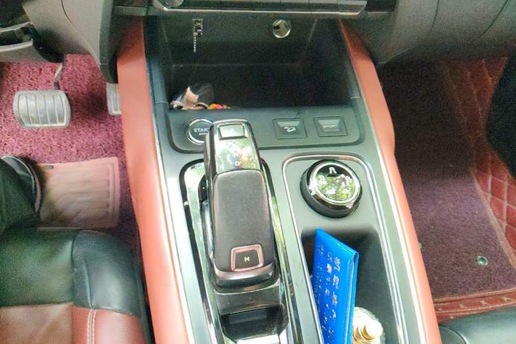 Used Citroen C5 AIRCROSS 2017 380THP Luxury Model Gear Lever