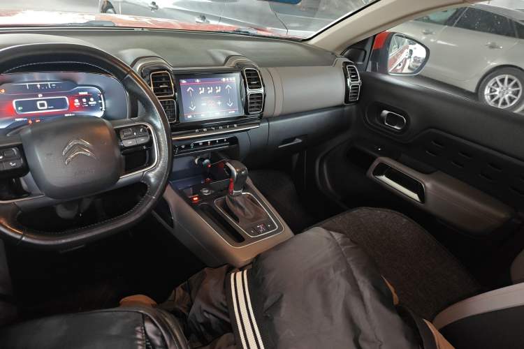 Used Citroen C5 AIRCROSS 2017 350THP Fashion Edition Gear Lever