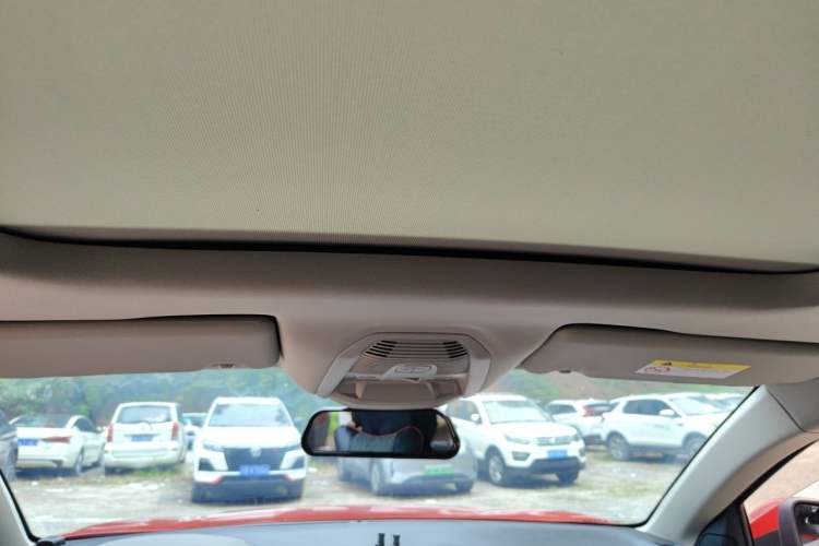 Used Citroen C5 AIRCROSS 2017 350THP Fashion Edition Headliner