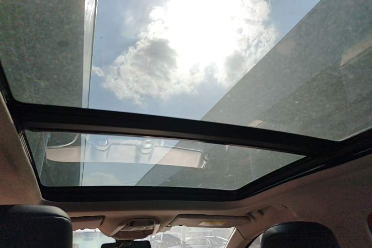 Used Citroen C5 AIRCROSS 2017 350THP Fashion Edition Headliner