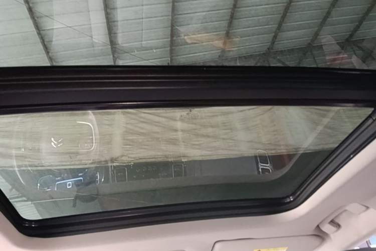 Used Citroen C5 AIRCROSS 2017 380THP Fashion Edition Headliner
