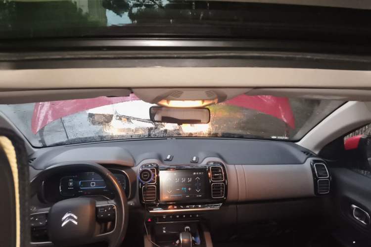 Used Citroen C5 AIRCROSS 2017 350THP Fashion Edition Headliner