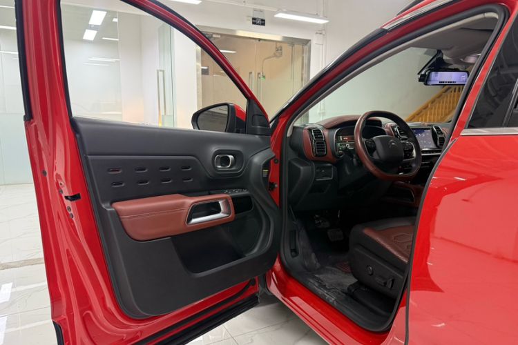 Used Citroen C5 AIRCROSS 2017 380THP Luxury Model Interior 9
