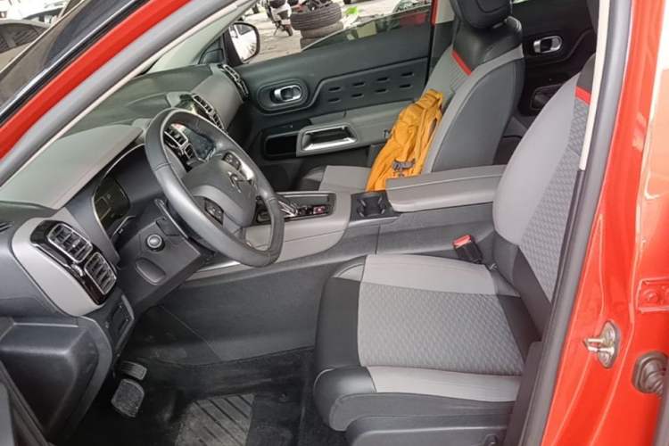 Used Citroen C5 AIRCROSS 2017 380THP Fashion Edition Left Front Seat