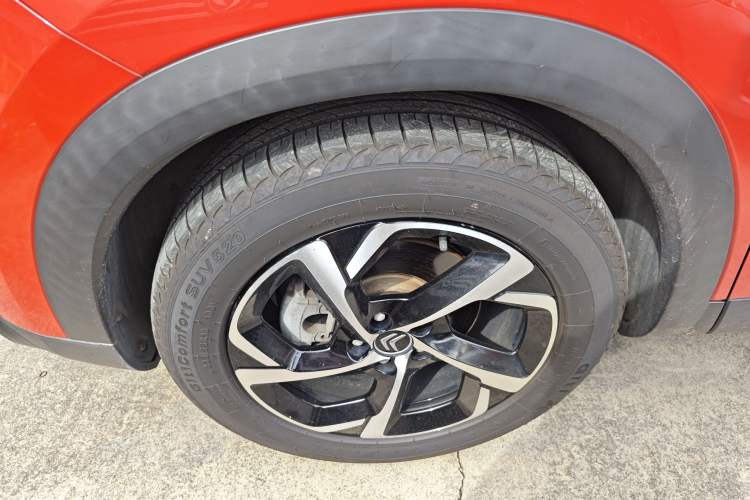 Used Citroen C5 AIRCROSS 2017 350THP Fashion Edition Left Front Wheel Hub