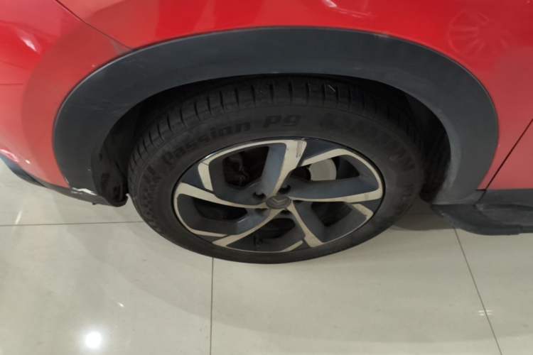 Used Citroen C5 AIRCROSS 2017 350THP Fashion Edition Left Front Wheel Hub