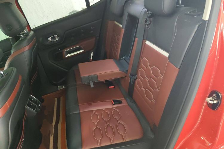 Used Citroen C5 AIRCROSS 2017 380THP Flagship Edition Left Rear Seat